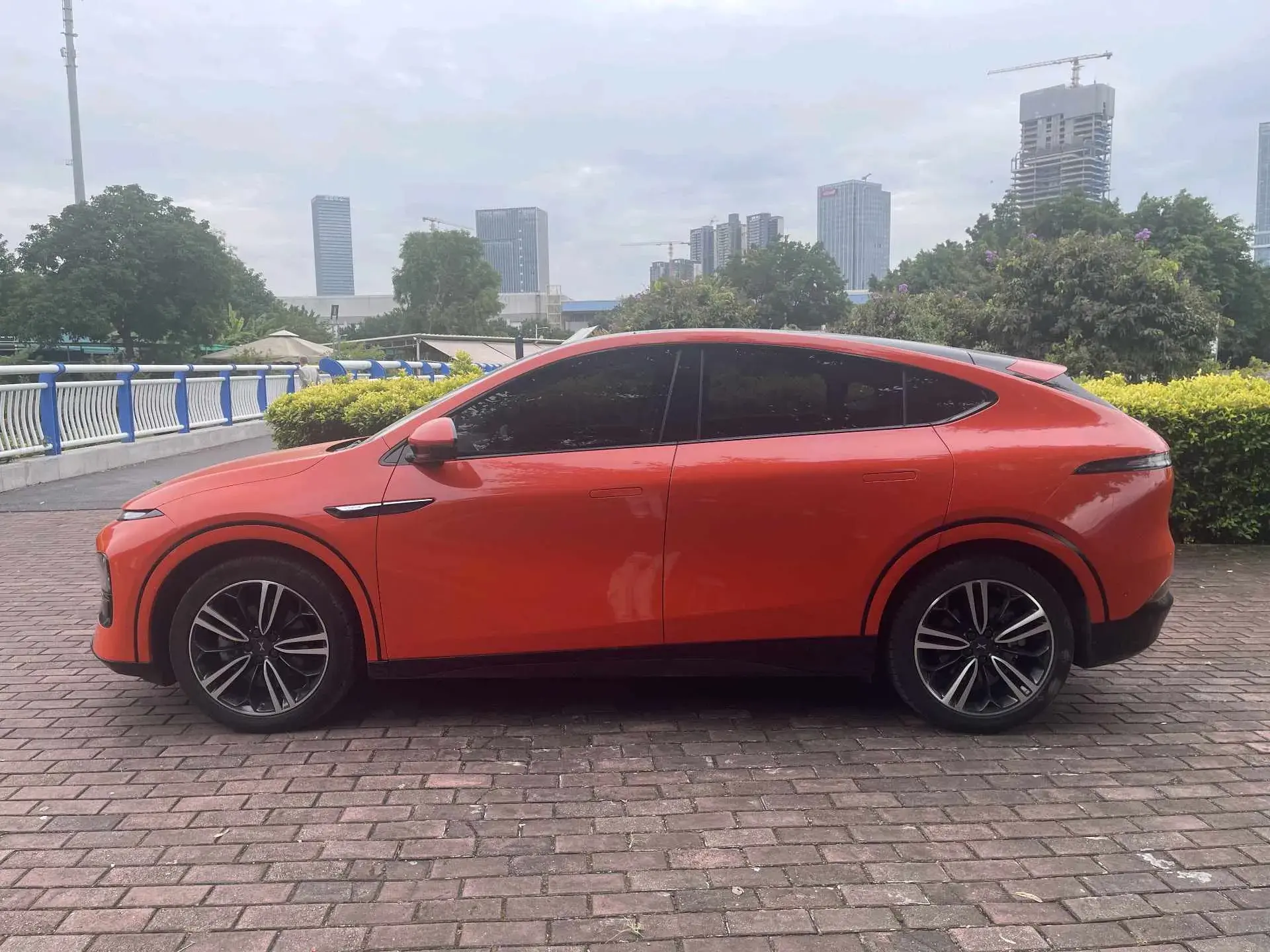 2023 XPENG G6 thumbnail 4