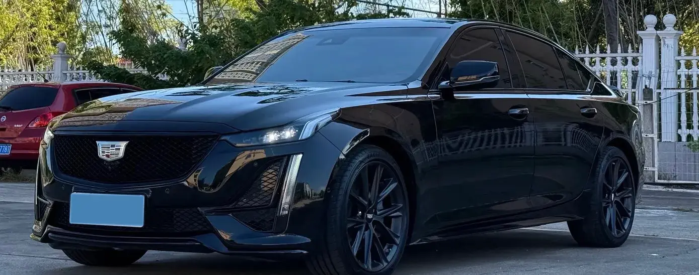2023 CADILLAC CT5 view 1