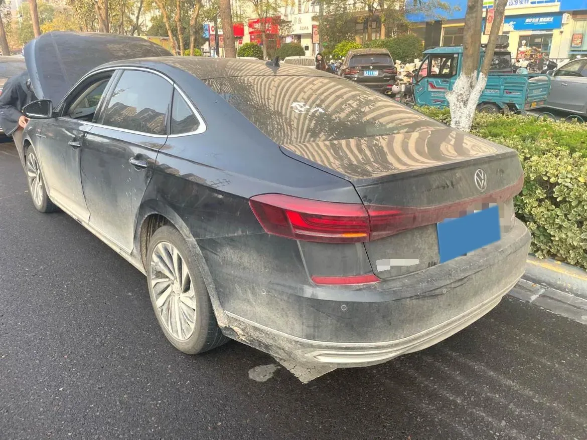 2022 Volkswagen Passat 2.0T 186HP L4 7DCT,autocango,china used car exporter,china ev exporter,chinese used car exporter,chinese used ev exporter