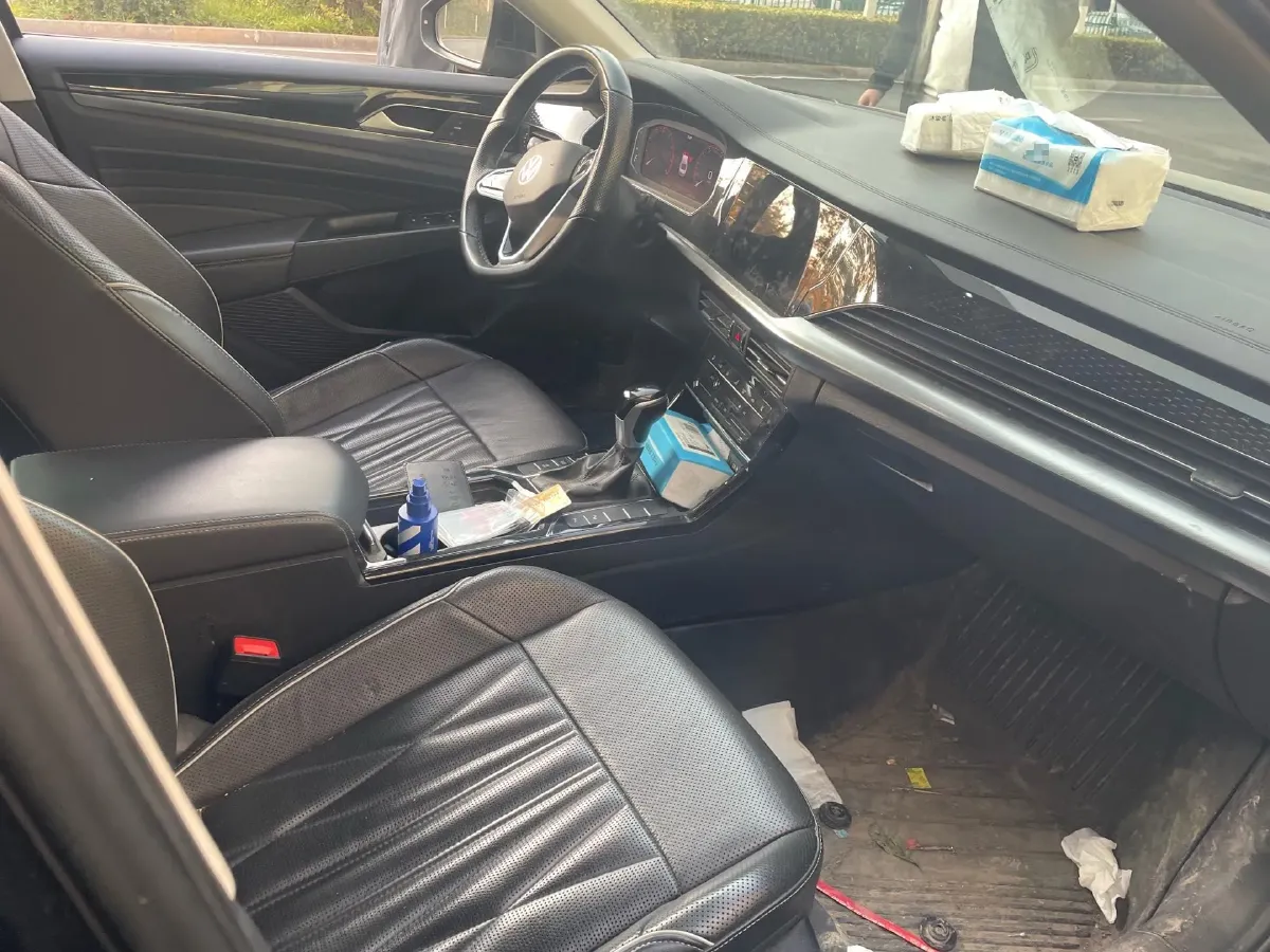 2022 Volkswagen Passat 2.0T 186HP L4 7DCT,autocango,china used car exporter,china ev exporter,chinese used car exporter,chinese used ev exporter