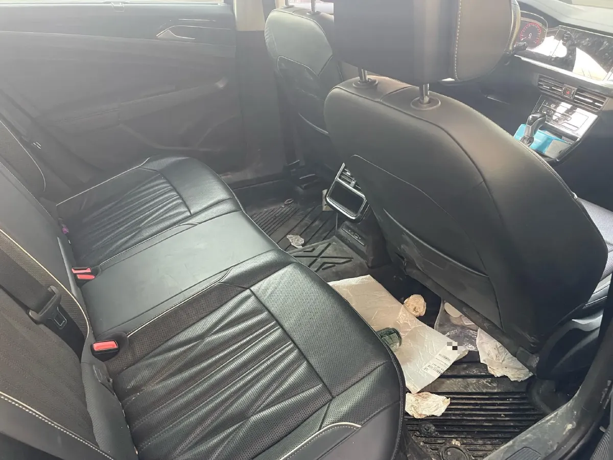 2022 Volkswagen Passat 2.0T 186HP L4 7DCT,autocango,china used car exporter,china ev exporter,chinese used car exporter,chinese used ev exporter