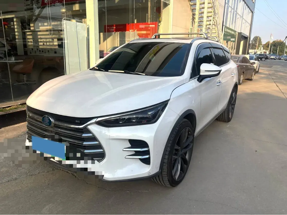 2018 BYD TANG view 1