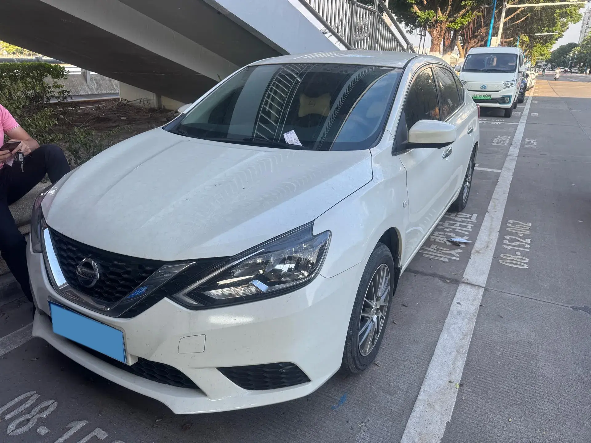 2021 NISSAN SYLPHY view 1