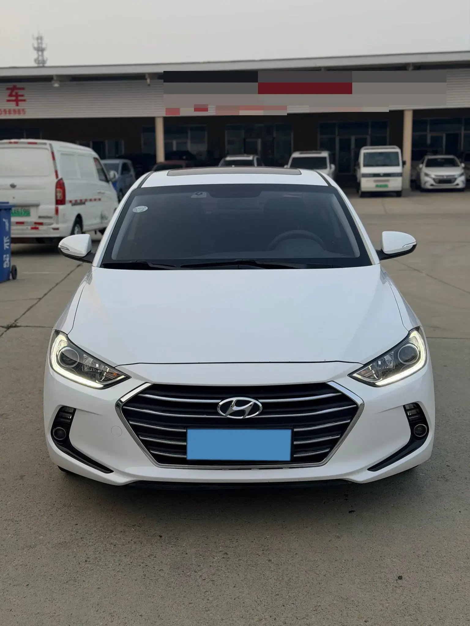 2016 HYUNDAI ELANTRA thumbnail 2