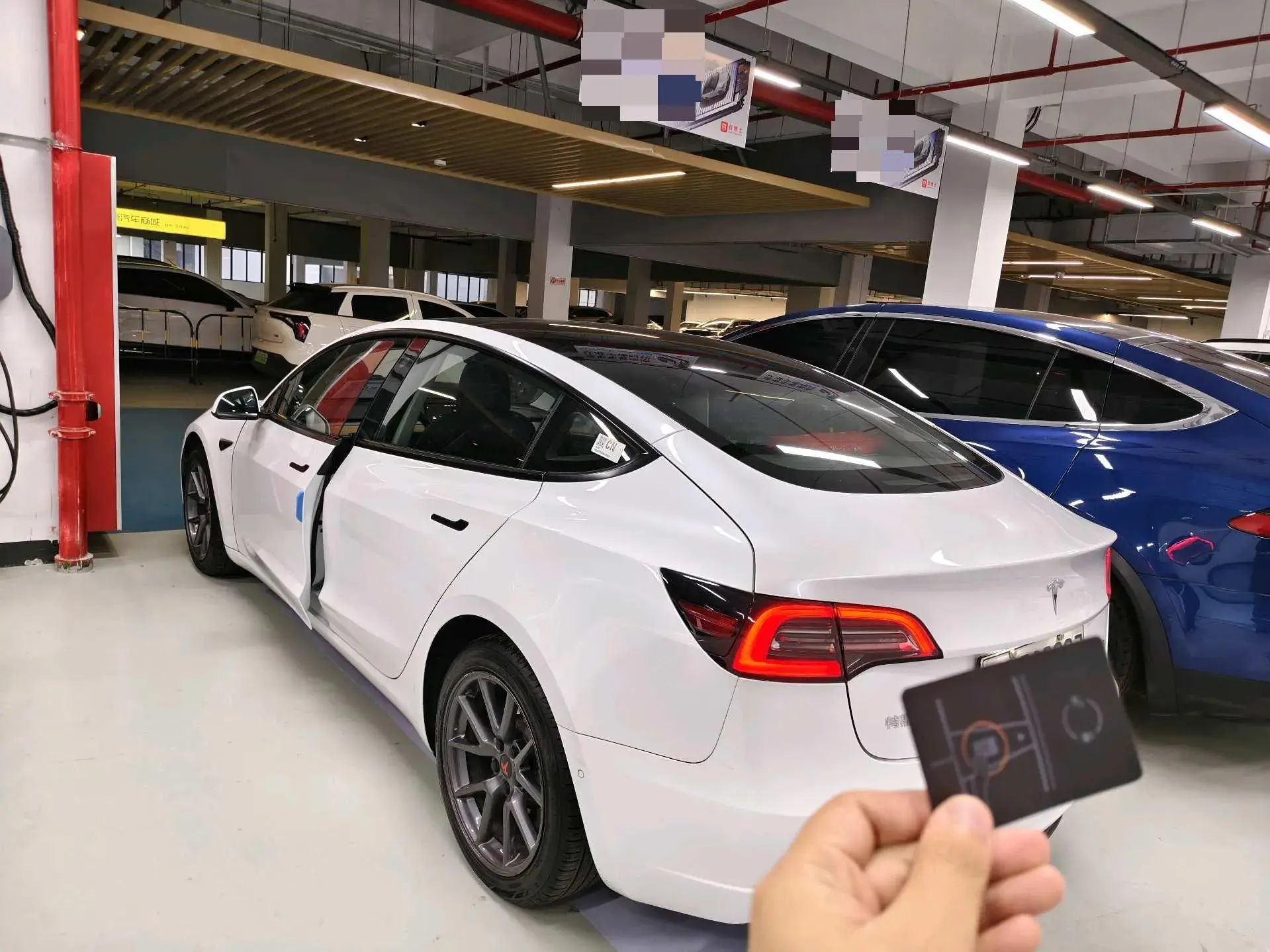 2021 TESLA MODEL thumbnail 4