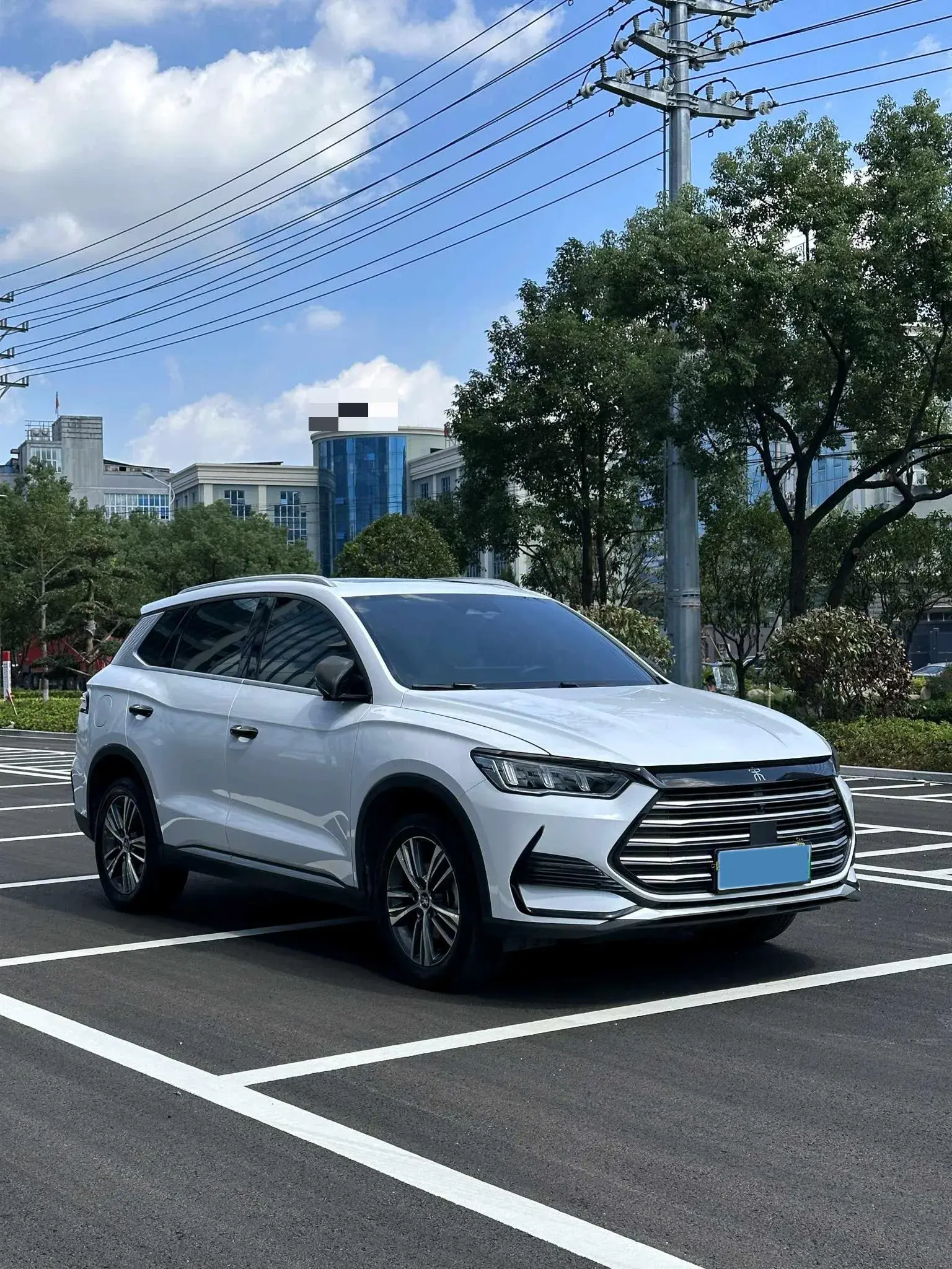 2022 BYD SONG thumbnail 3