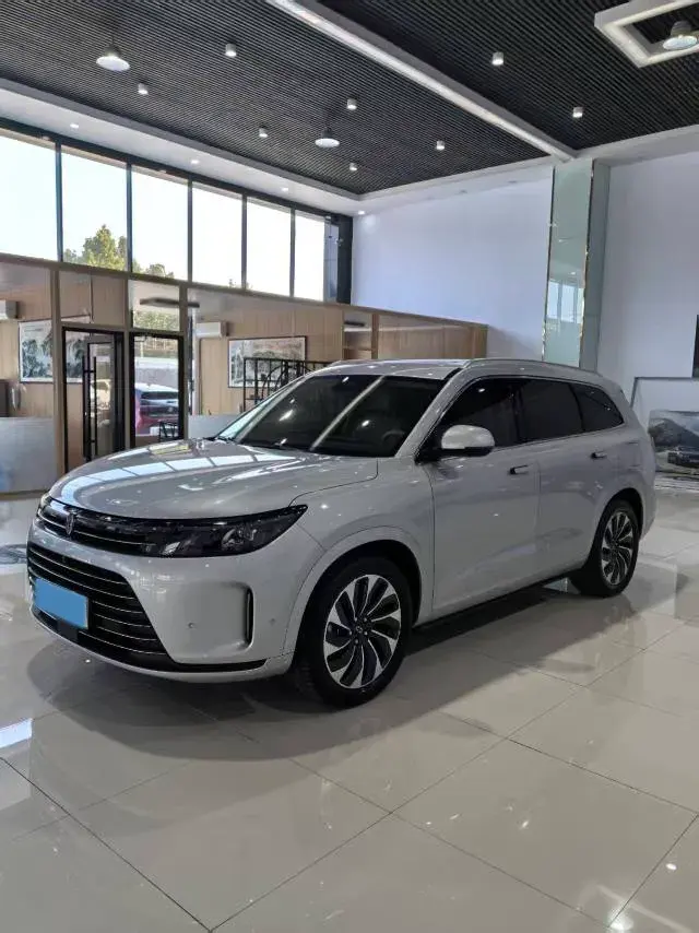 2024 AITO AITO view 1