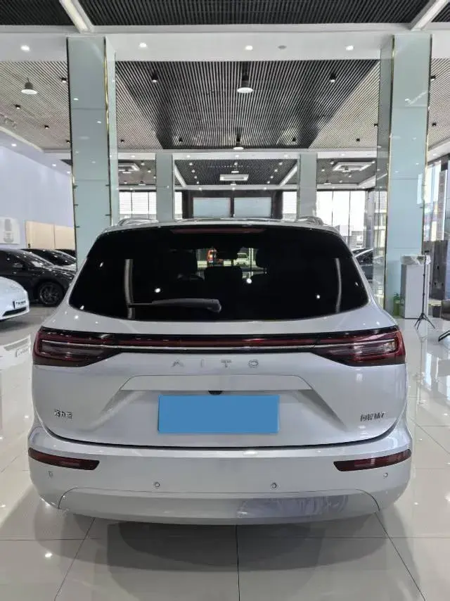 2024 AITO AITO thumbnail 4