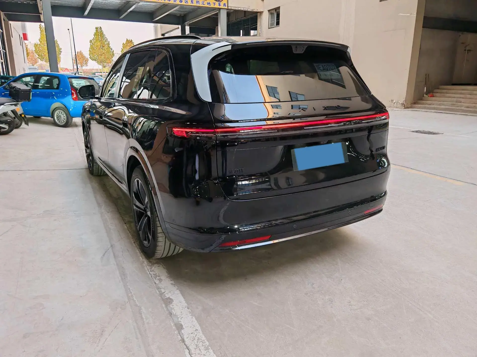 2023 AITO AITO thumbnail 4