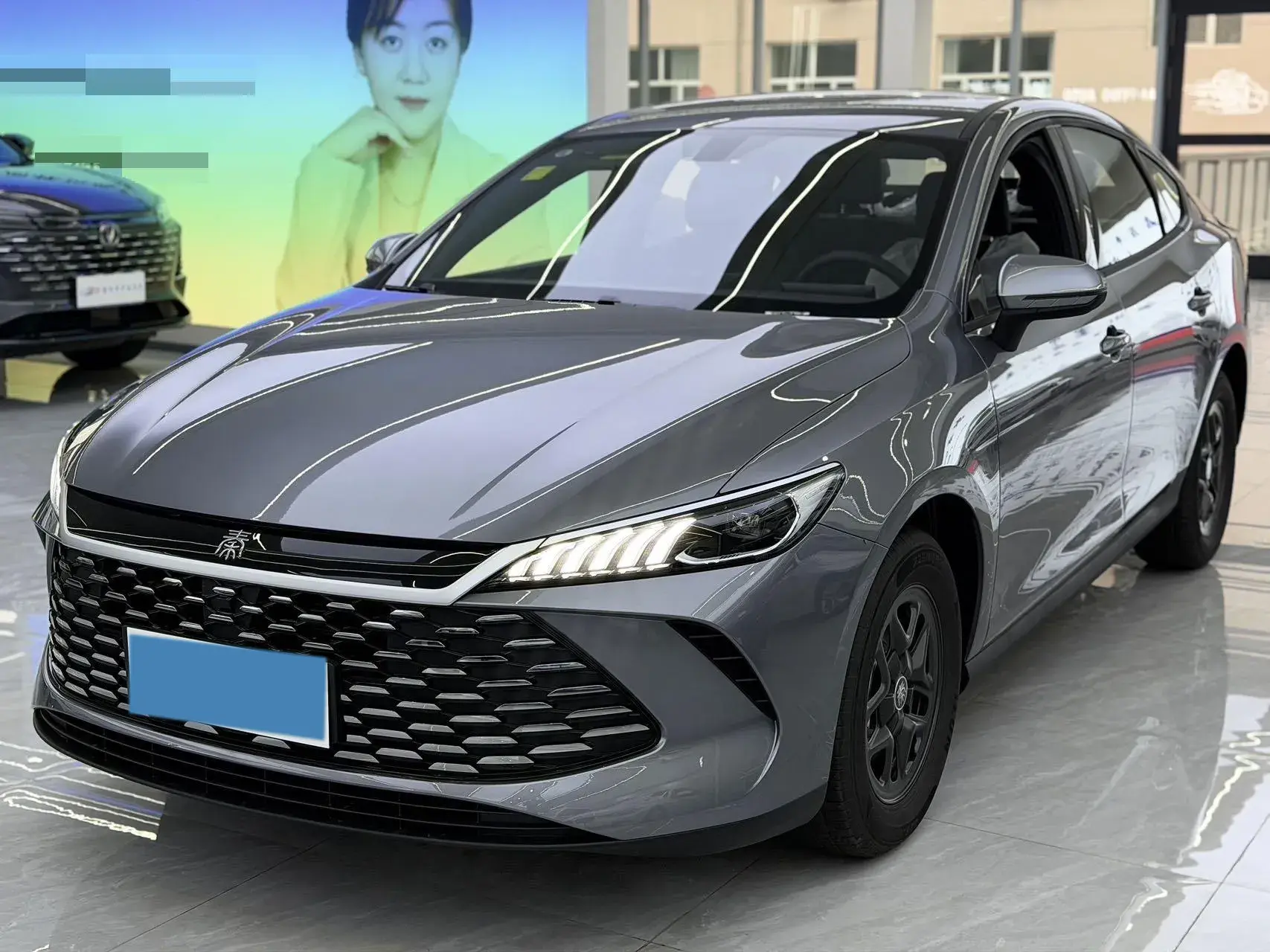 2025 BYD QIN view 1
