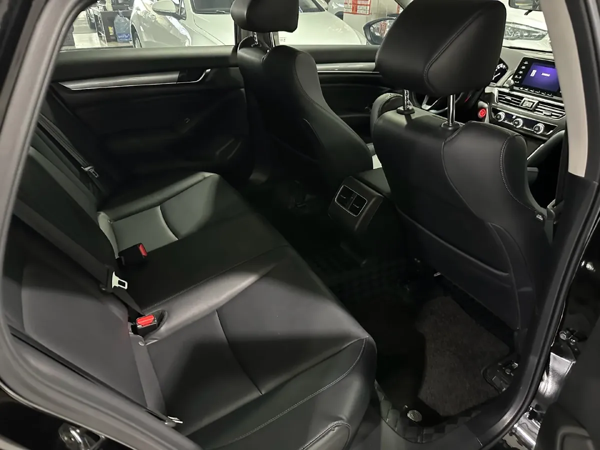 2018 Honda Accord 1.5T 194HP L4 CVT,autocango,china used car exporter,china ev exporter,chinese used car exporter,chinese used ev exporter