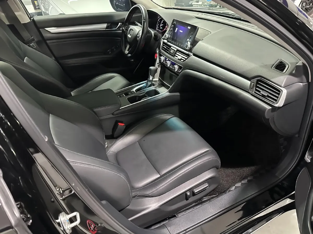2018 Honda Accord 1.5T 194HP L4 CVT,autocango,china used car exporter,china ev exporter,chinese used car exporter,chinese used ev exporter