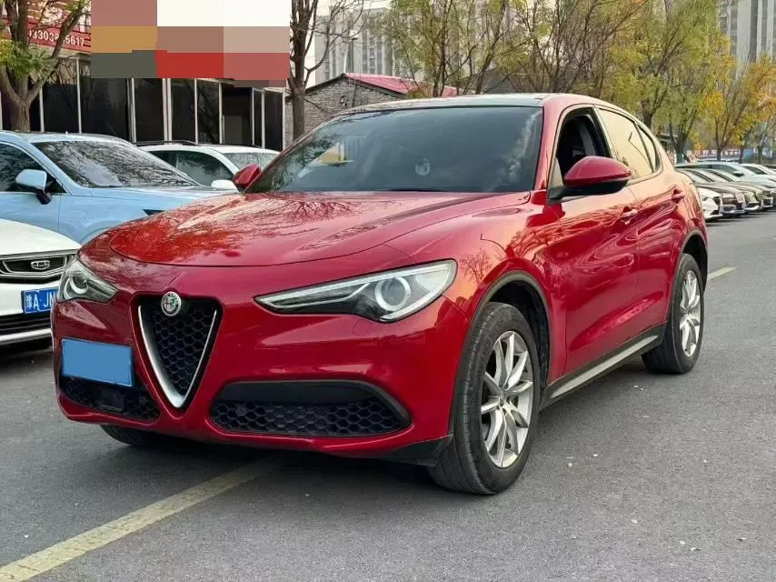 2017 Alfa Romeo Stelvio 2.0T 200HP L4 8AT,autocango,china used car exporter,china ev exporter,chinese used car exporter,chinese used ev exporter