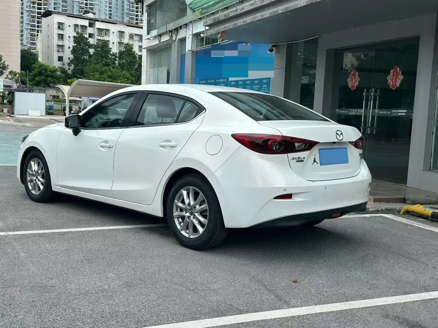 2017 MAZDA 3 thumbnail 3