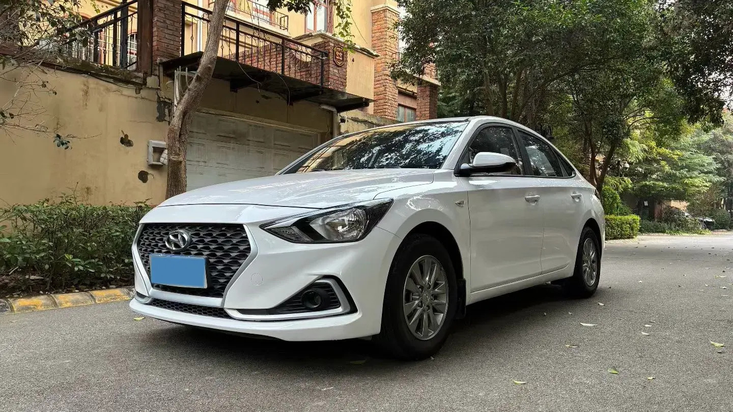 2017 HYUNDAI CELESTA view 1