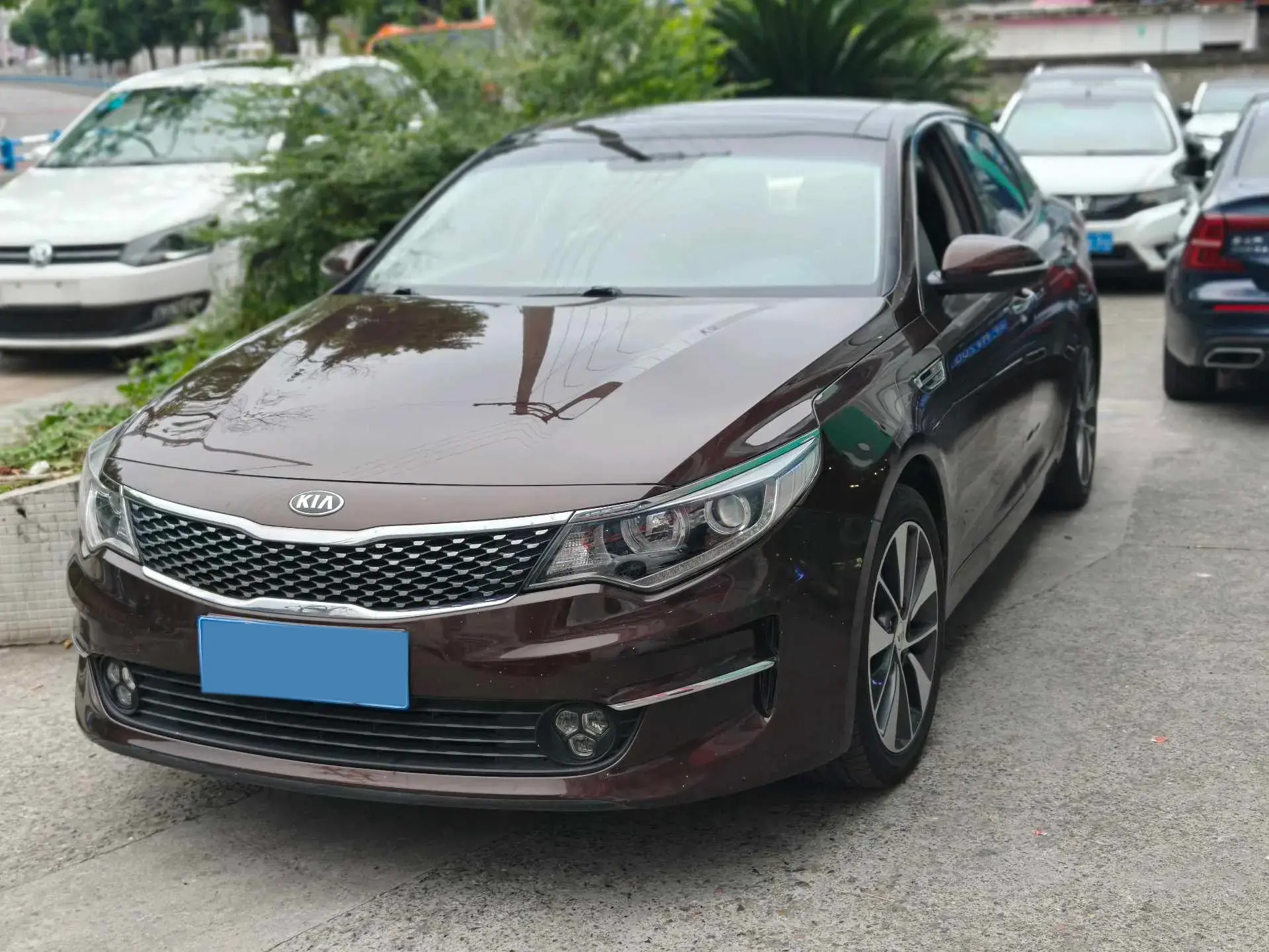 2016 KIA K5 view 1
