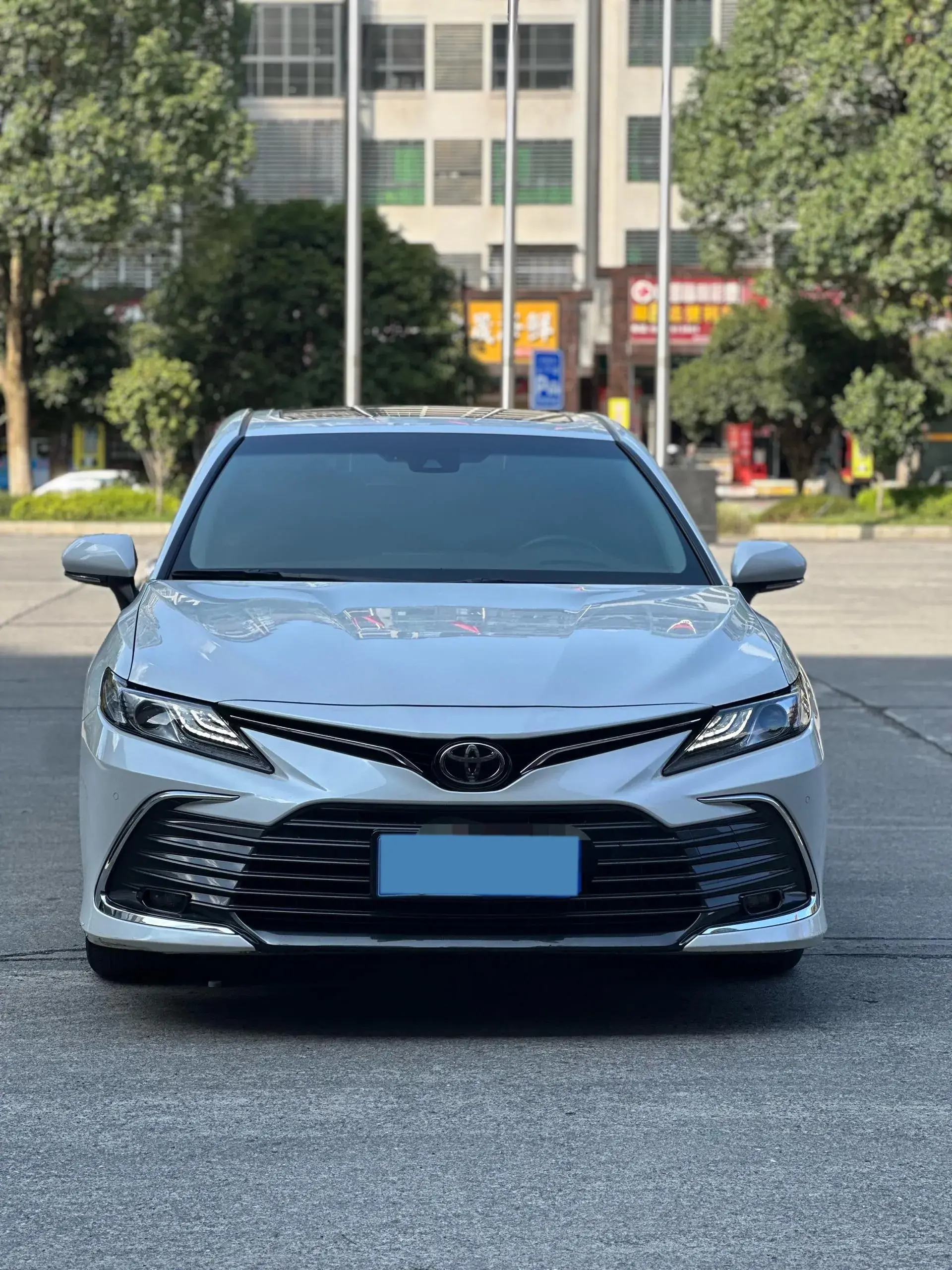 2021 TOYOTA CAMRY thumbnail 3