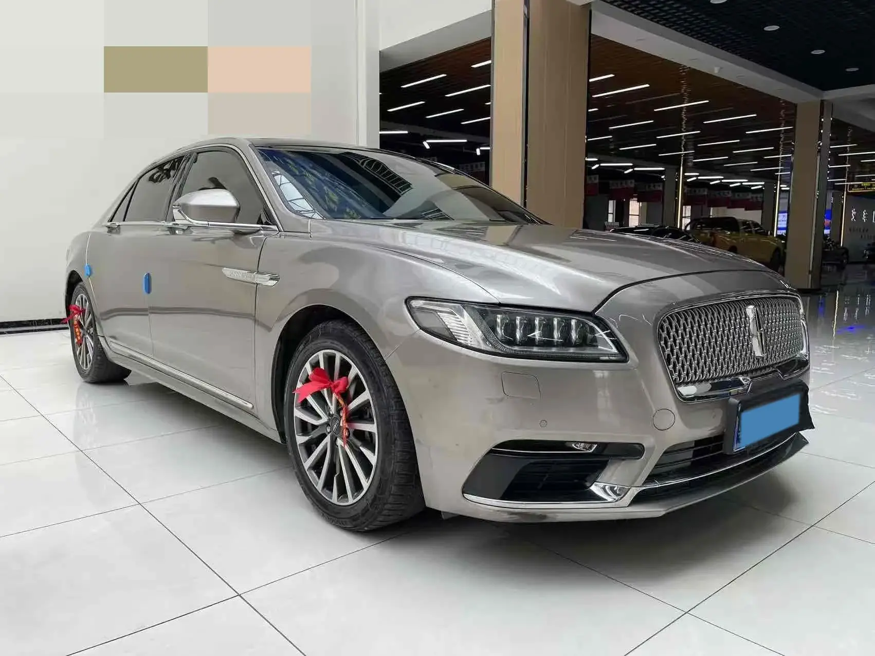 2019 LINCOLN CONTINENTAL thumbnail 2