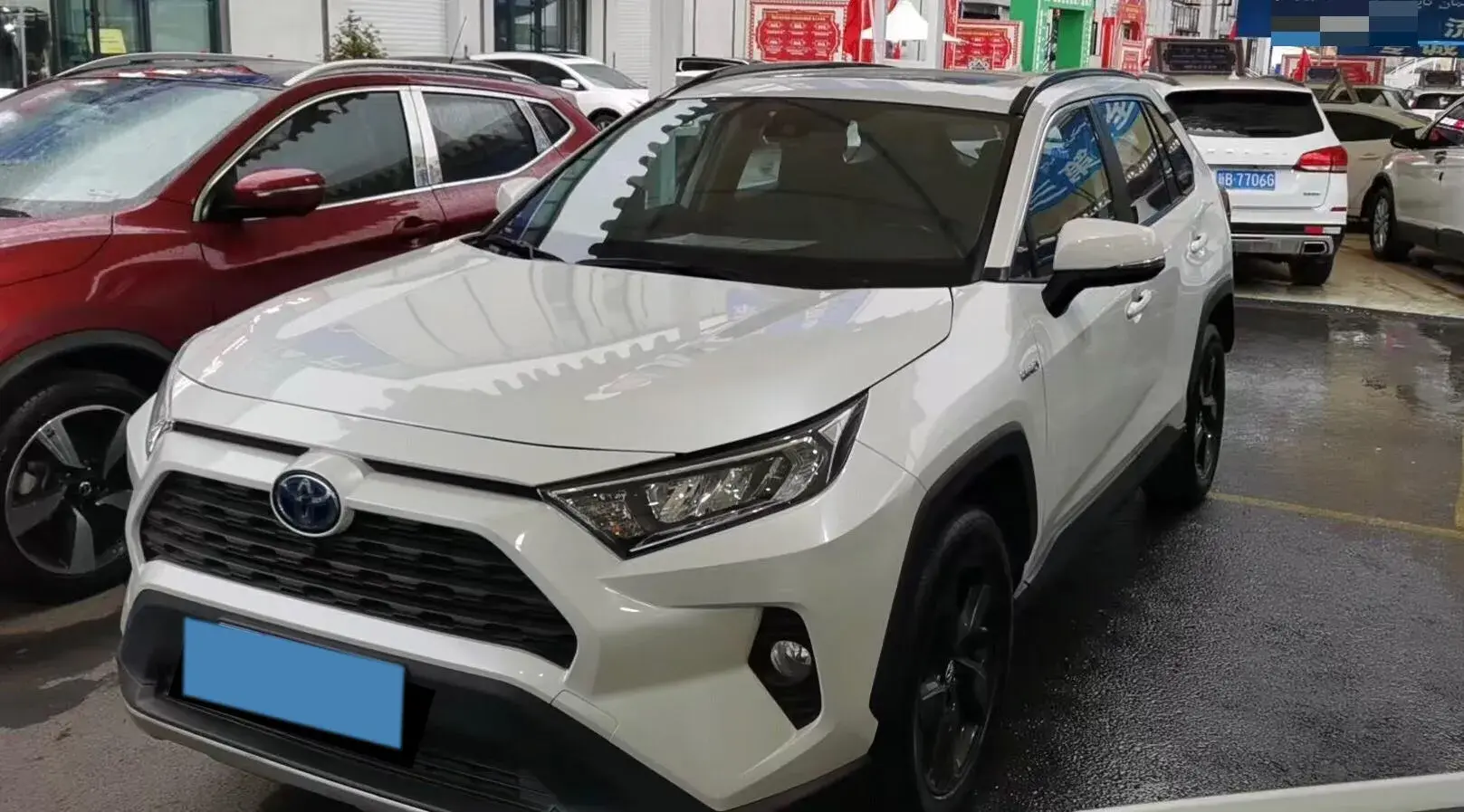 2022 TOYOTA RAV4 view 1
