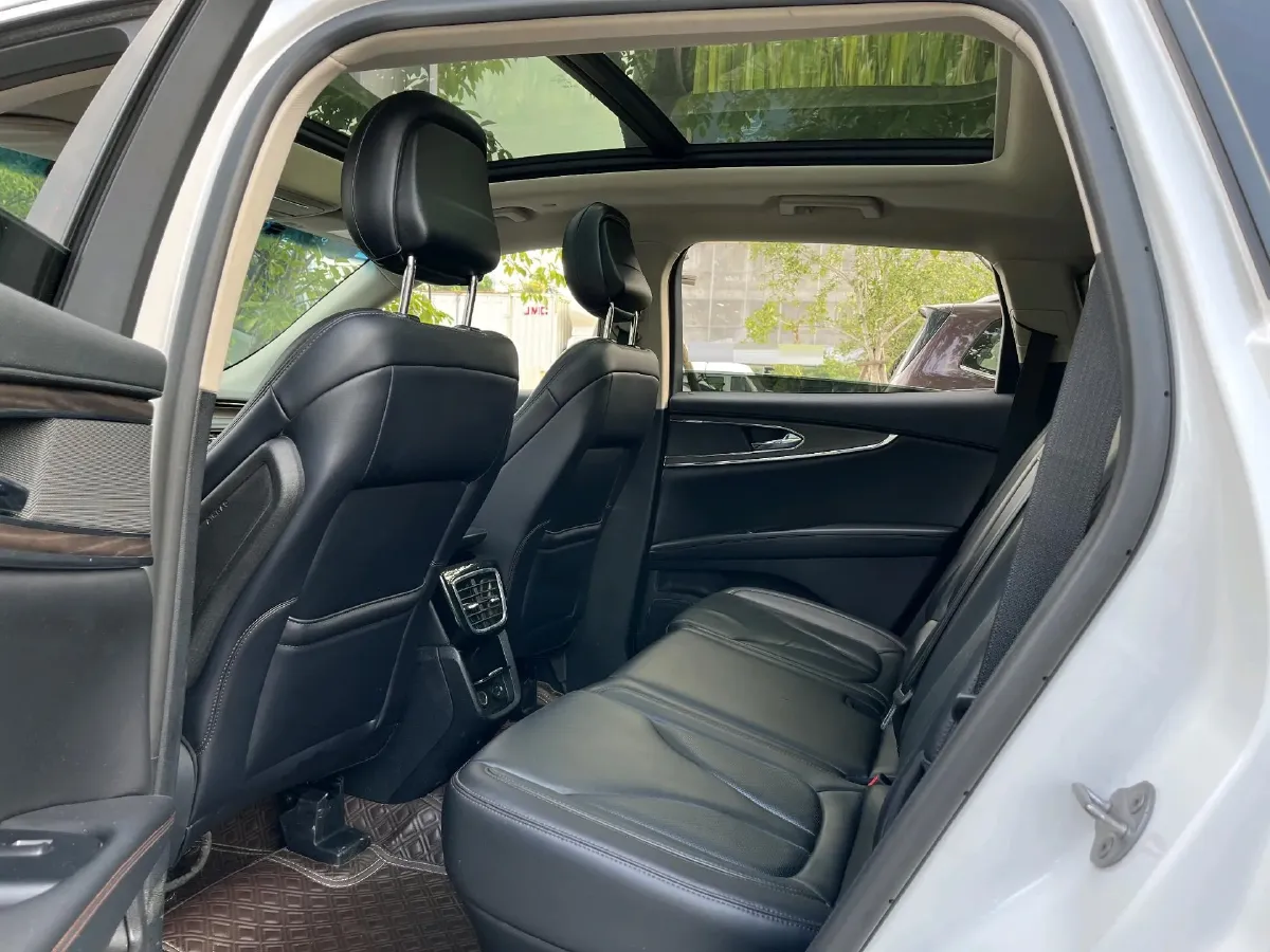 2021 Lincoln Nautilus 2.0T 245HP L4 8AT,autocango,china used car exporter,china ev exporter,chinese used car exporter,chinese used ev exporter