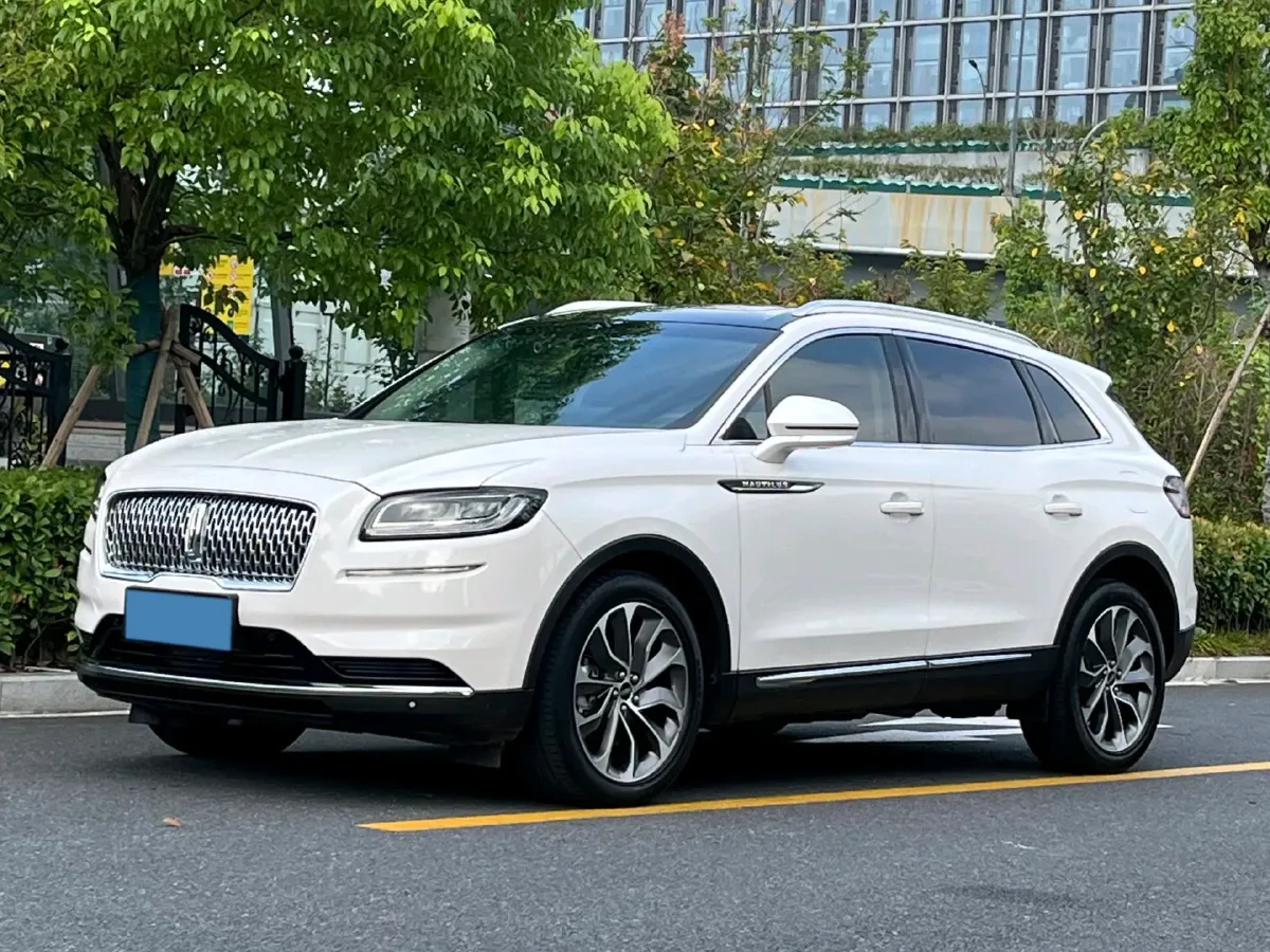 2021 Lincoln Nautilus 2.0T 245HP L4 8AT,autocango,china used car exporter,china ev exporter,chinese used car exporter,chinese used ev exporter