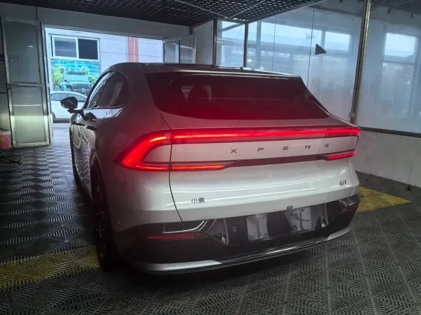 2025 XPENG G7 thumbnail 2