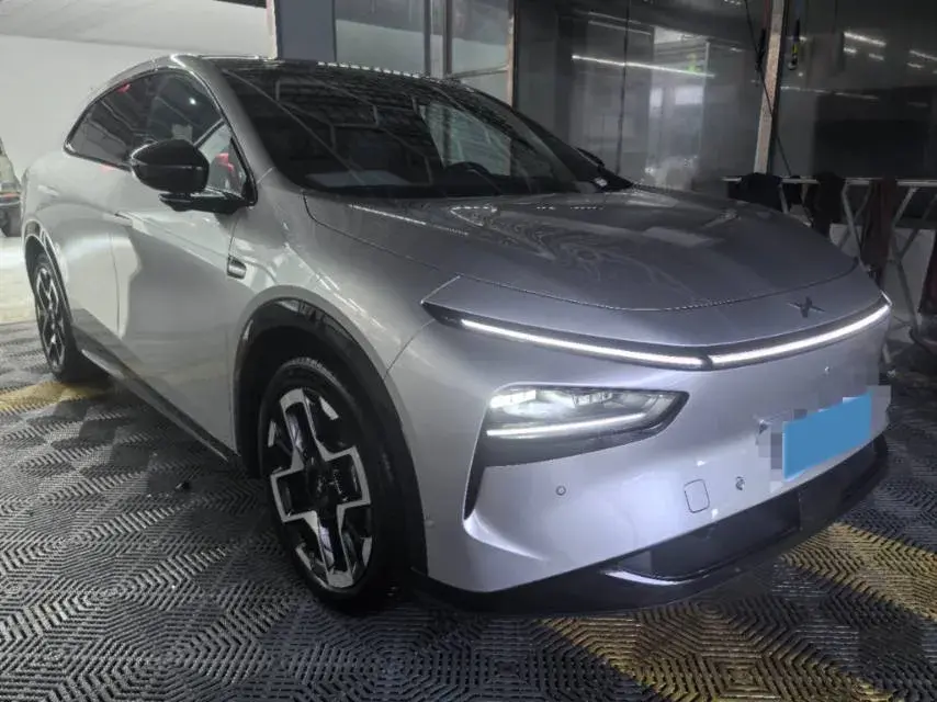 2025 XPENG G7 thumbnail 4