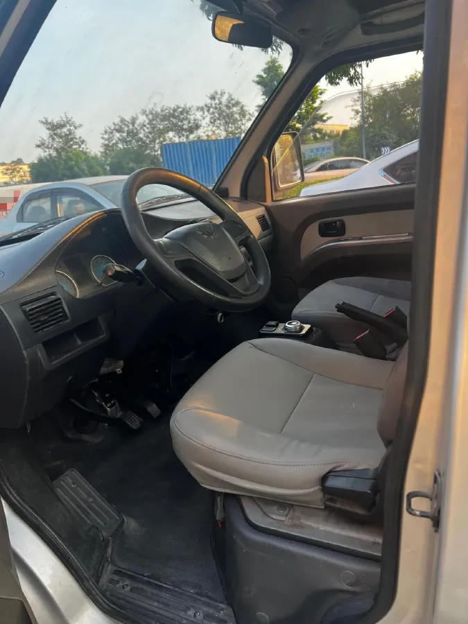 2021 WuLing Electric Truck BEV 41.86KWH,autocango,china used car exporter,china ev exporter,chinese used car exporter,chinese used ev exporter