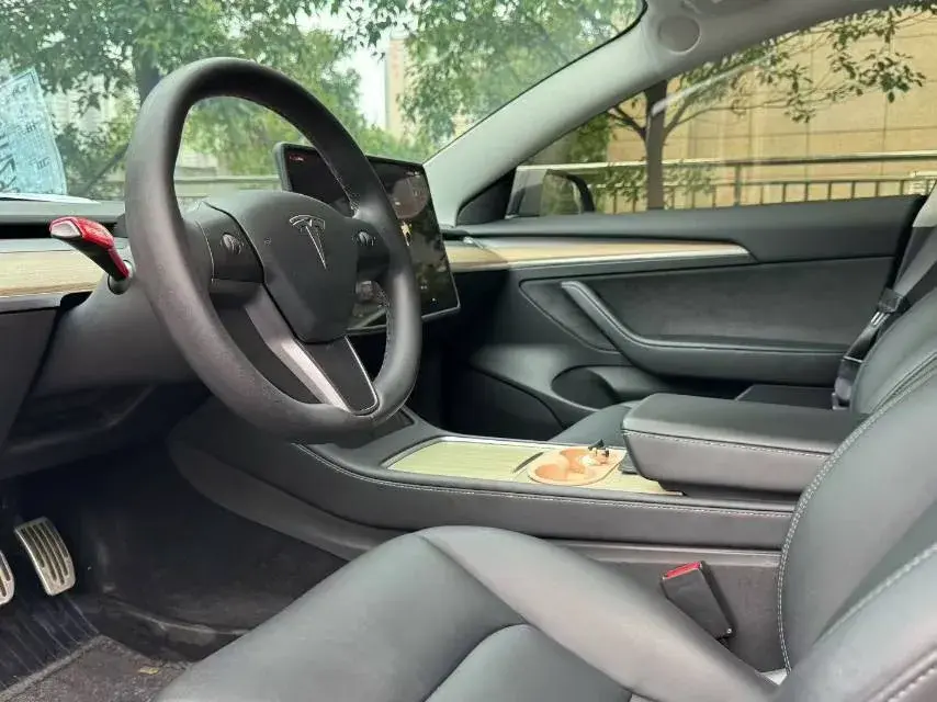 2022 TESLA MODEL thumbnail 4