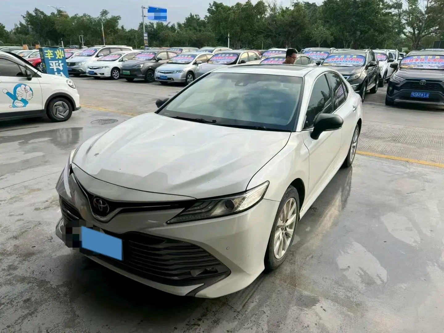 2018 TOYOTA CAMRY view 1
