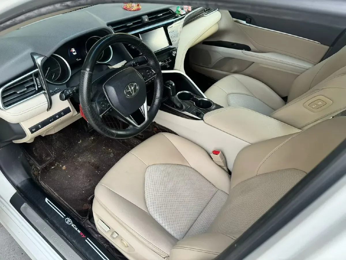 2018 Toyota Camry 2.0L 169HP L4 6AT,autocango,china used car exporter,china ev exporter,chinese used car exporter,chinese used ev exporter