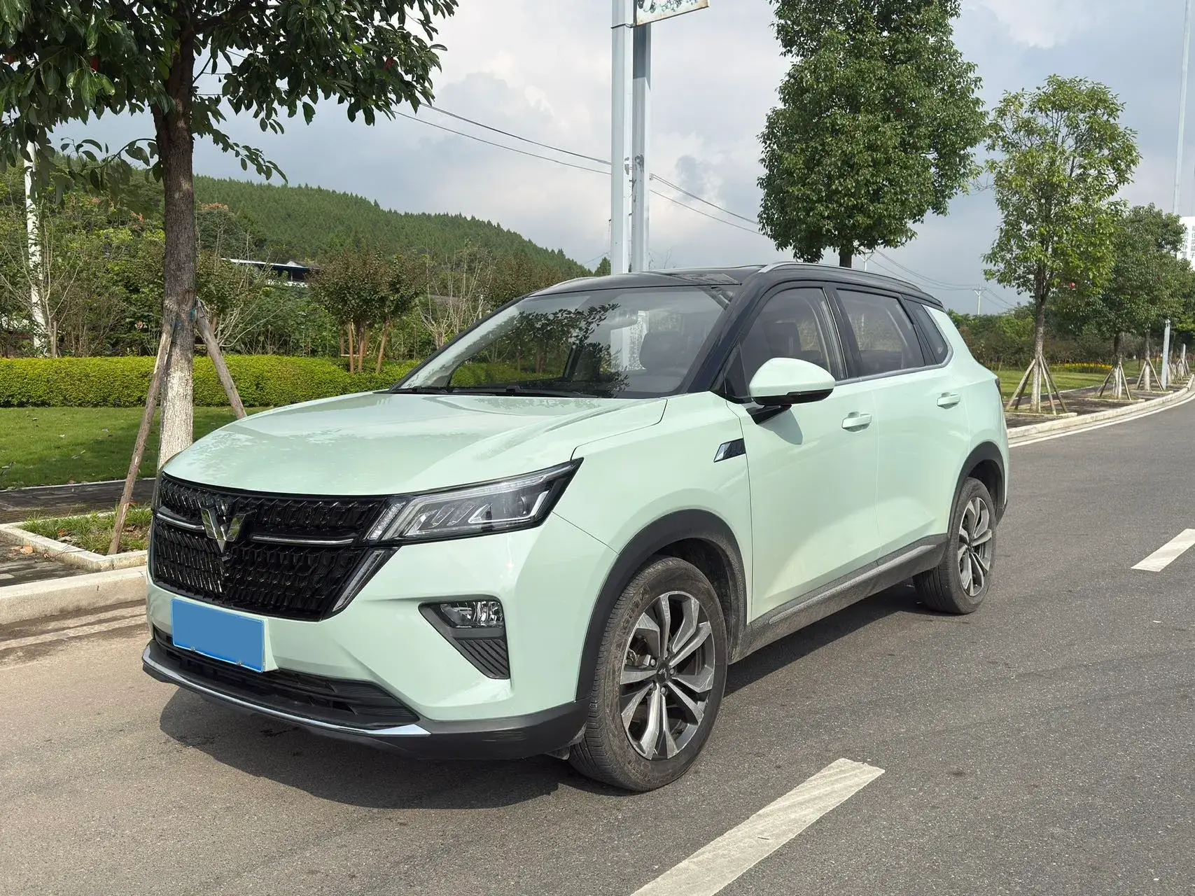 2021 WULING XINGCHEN view 1