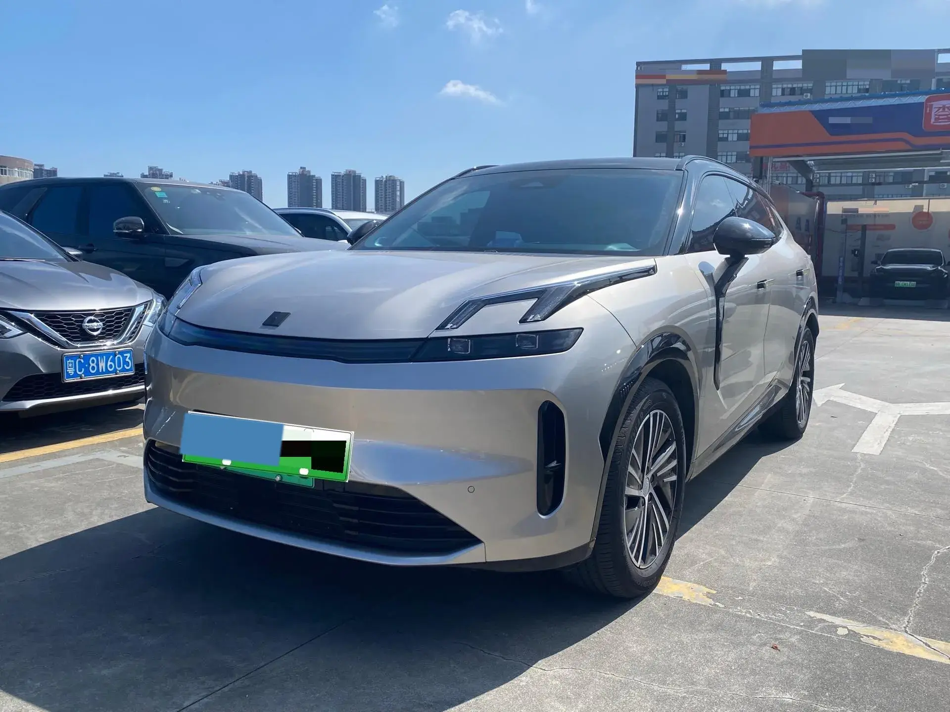 2023 LYNK&CO 08 view 1