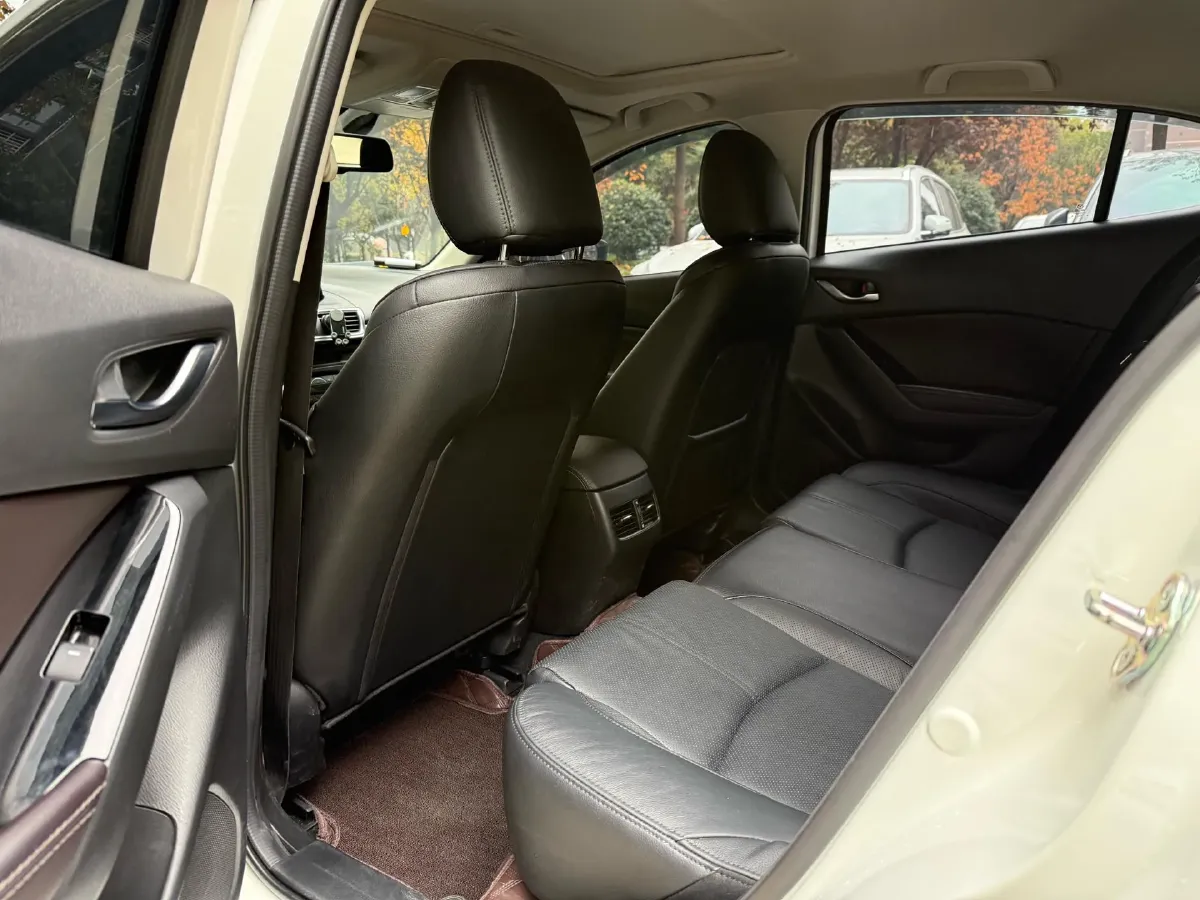 2019 Mazda 3 Axela 2.0L 158HP L4 6AT,autocango,china used car exporter,china ev exporter,chinese used car exporter,chinese used ev exporter