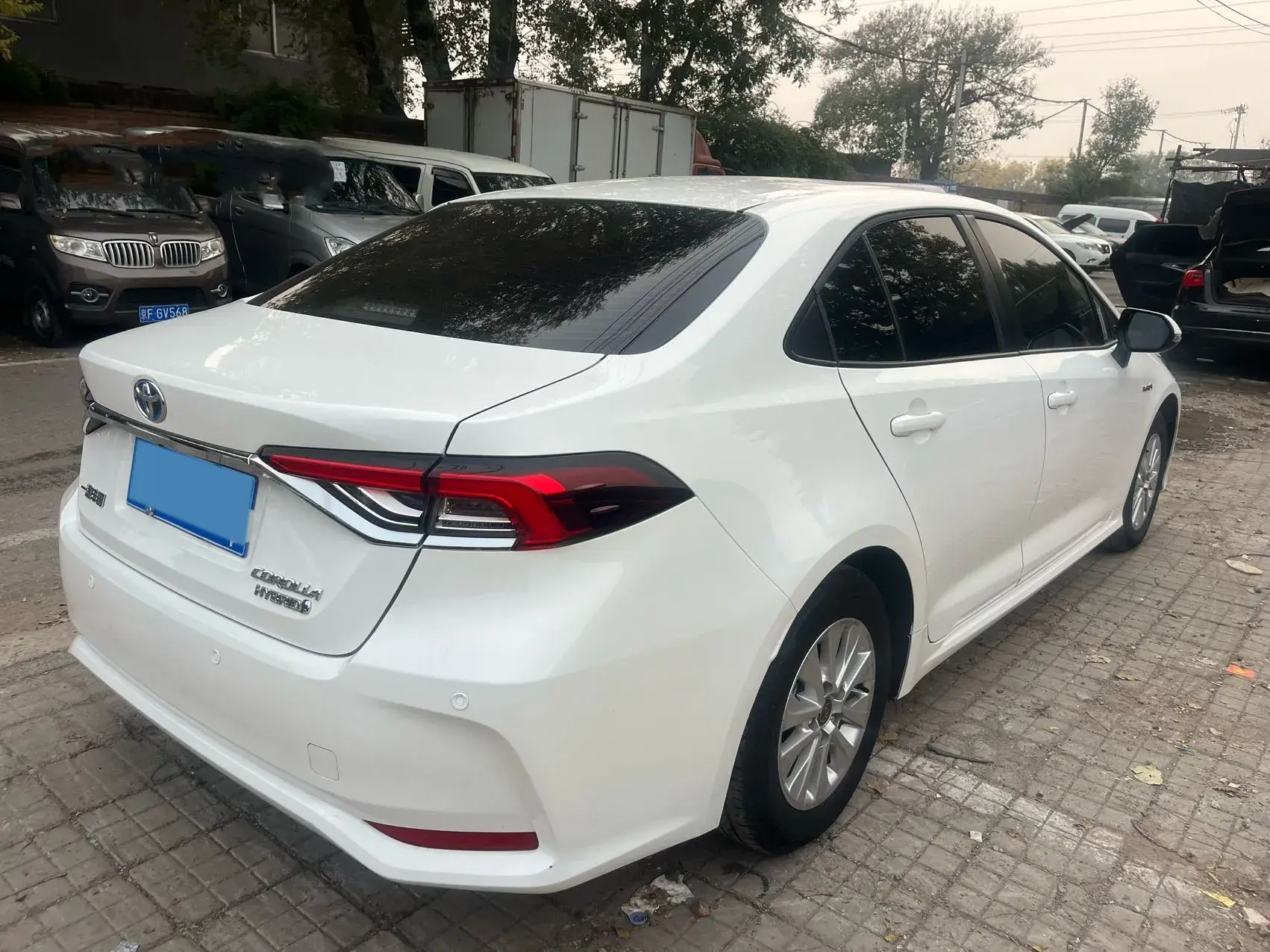 2023 TOYOTA COROLLA thumbnail 4