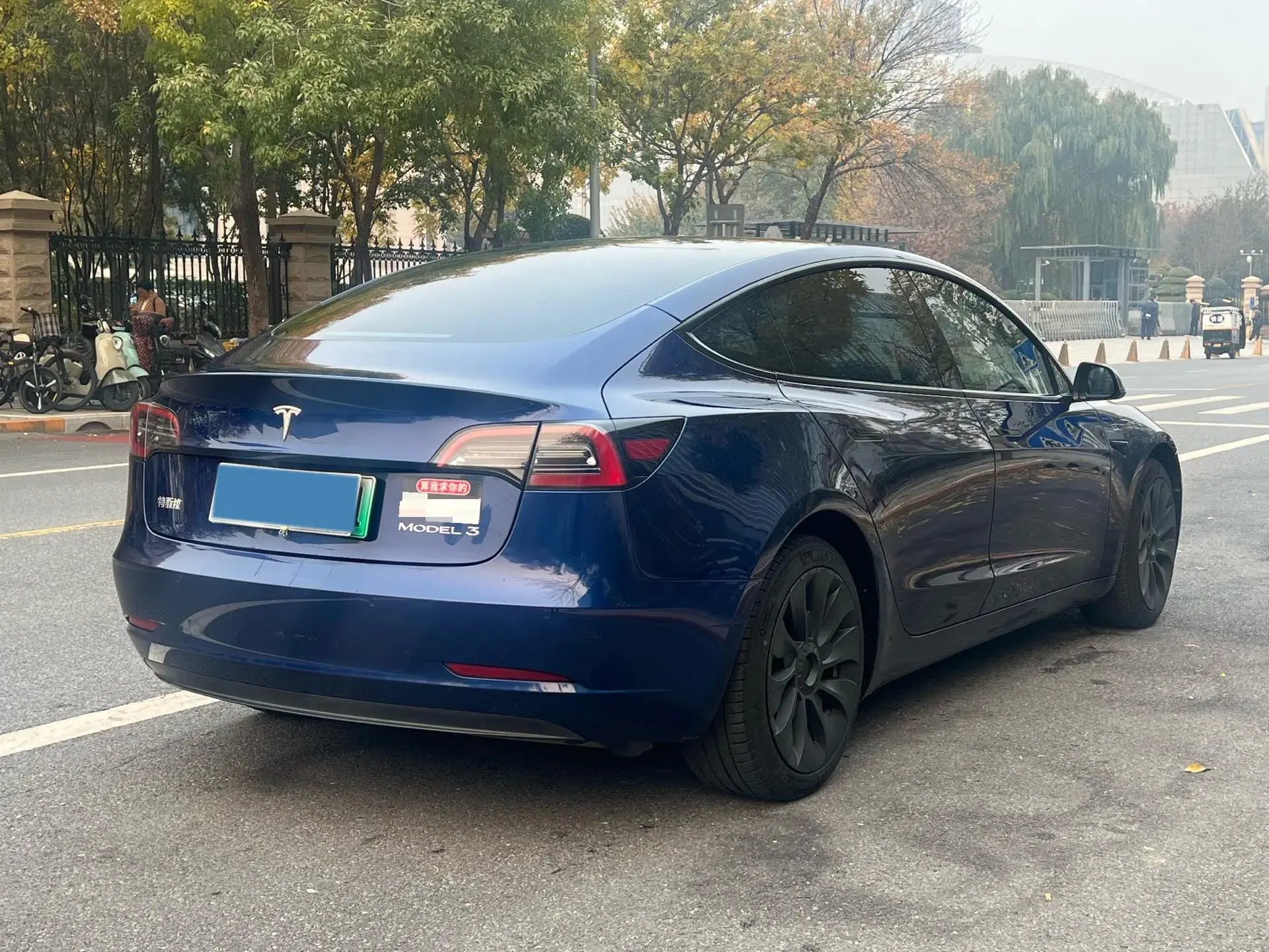 2021 TESLA MODEL thumbnail 4