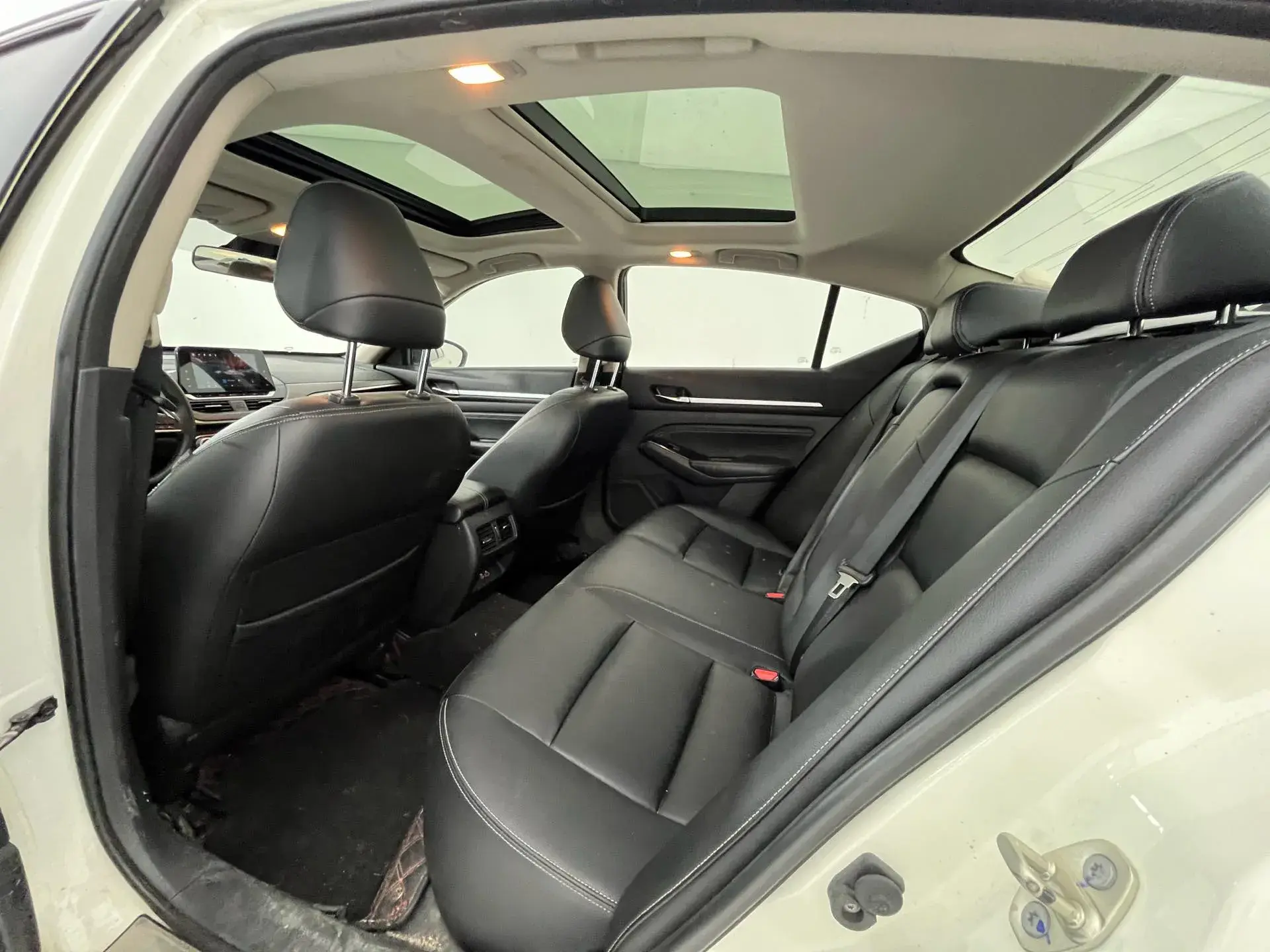 2021 NISSAN TEANA thumbnail 3