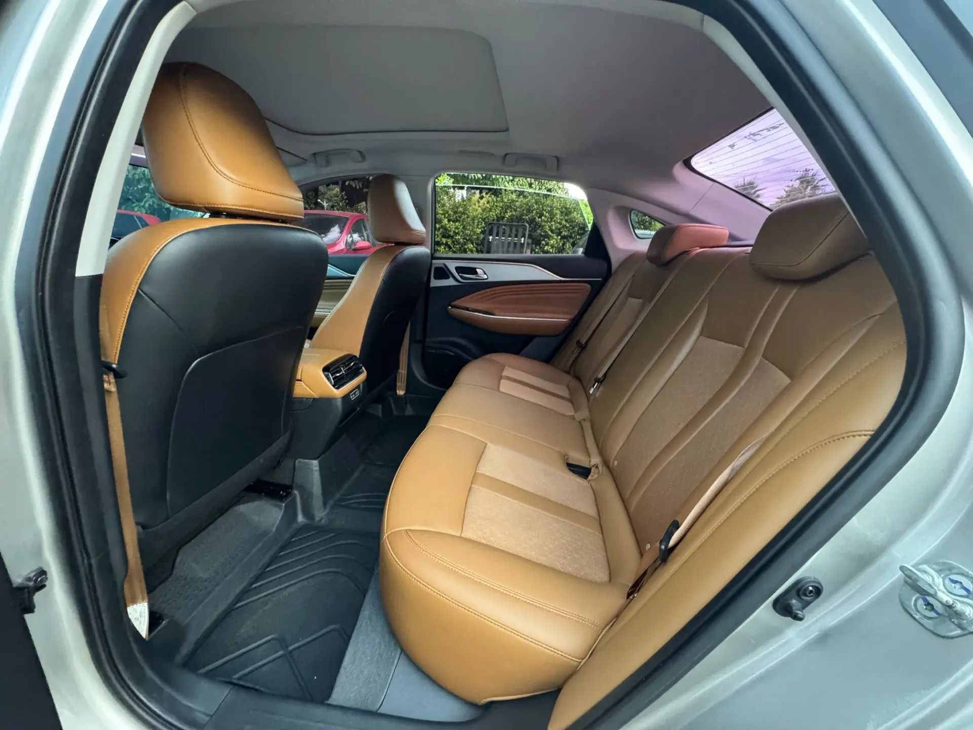 2022 AION S thumbnail 4