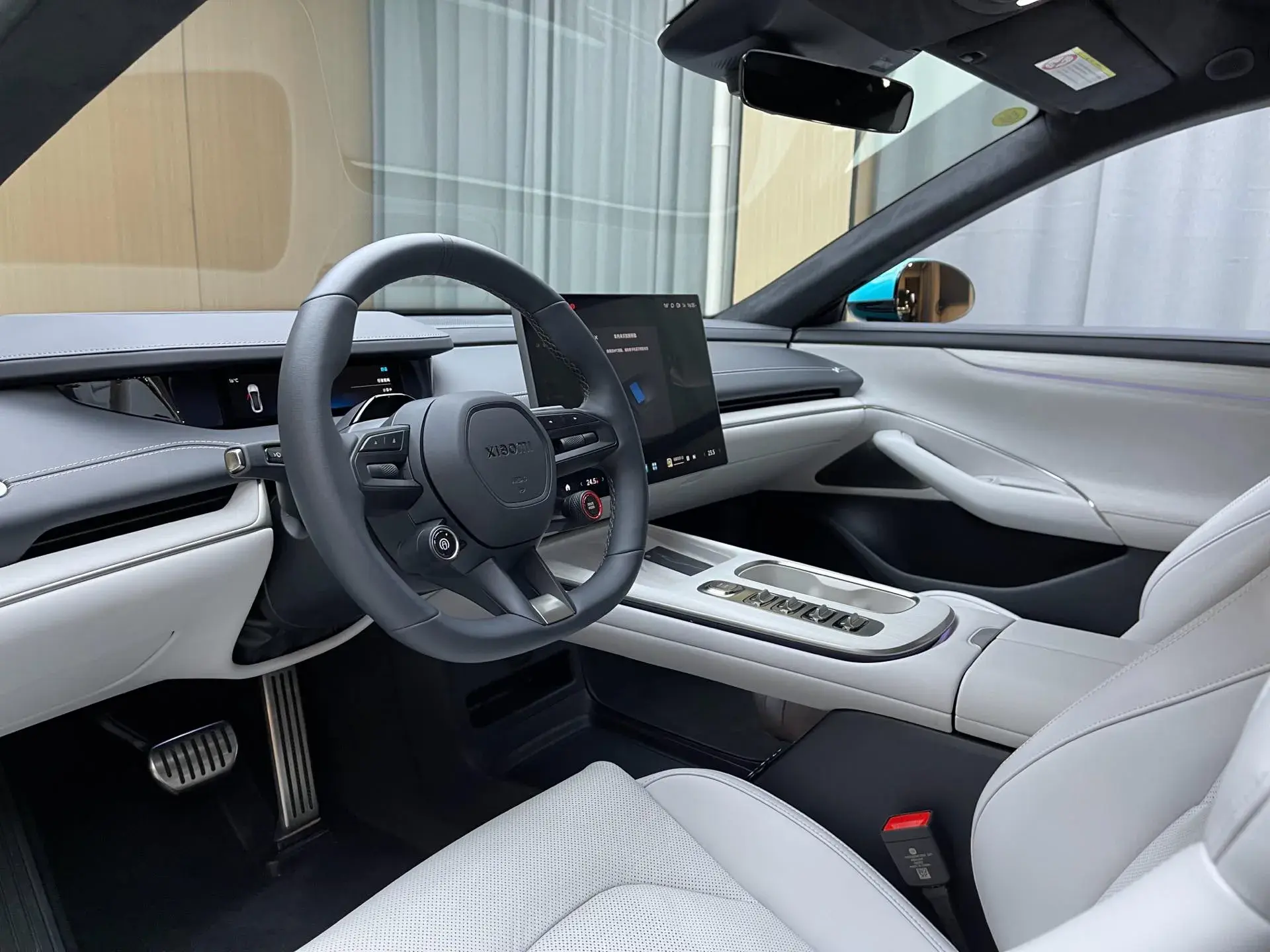 2024 MI SU7 thumbnail 4