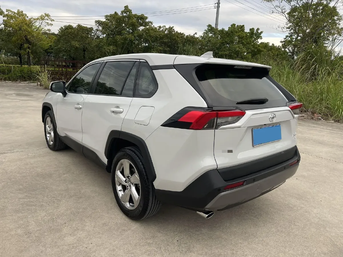2020 Toyota RAV4 2.0L 171HP L4 CVT,autocango,china used car exporter,china ev exporter,chinese used car exporter,chinese used ev exporter