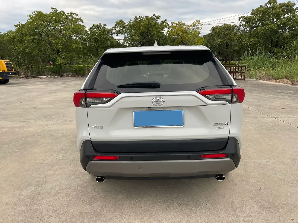 2020 Toyota RAV4 2.0L 171HP L4 CVT,autocango,china used car exporter,china ev exporter,chinese used car exporter,chinese used ev exporter