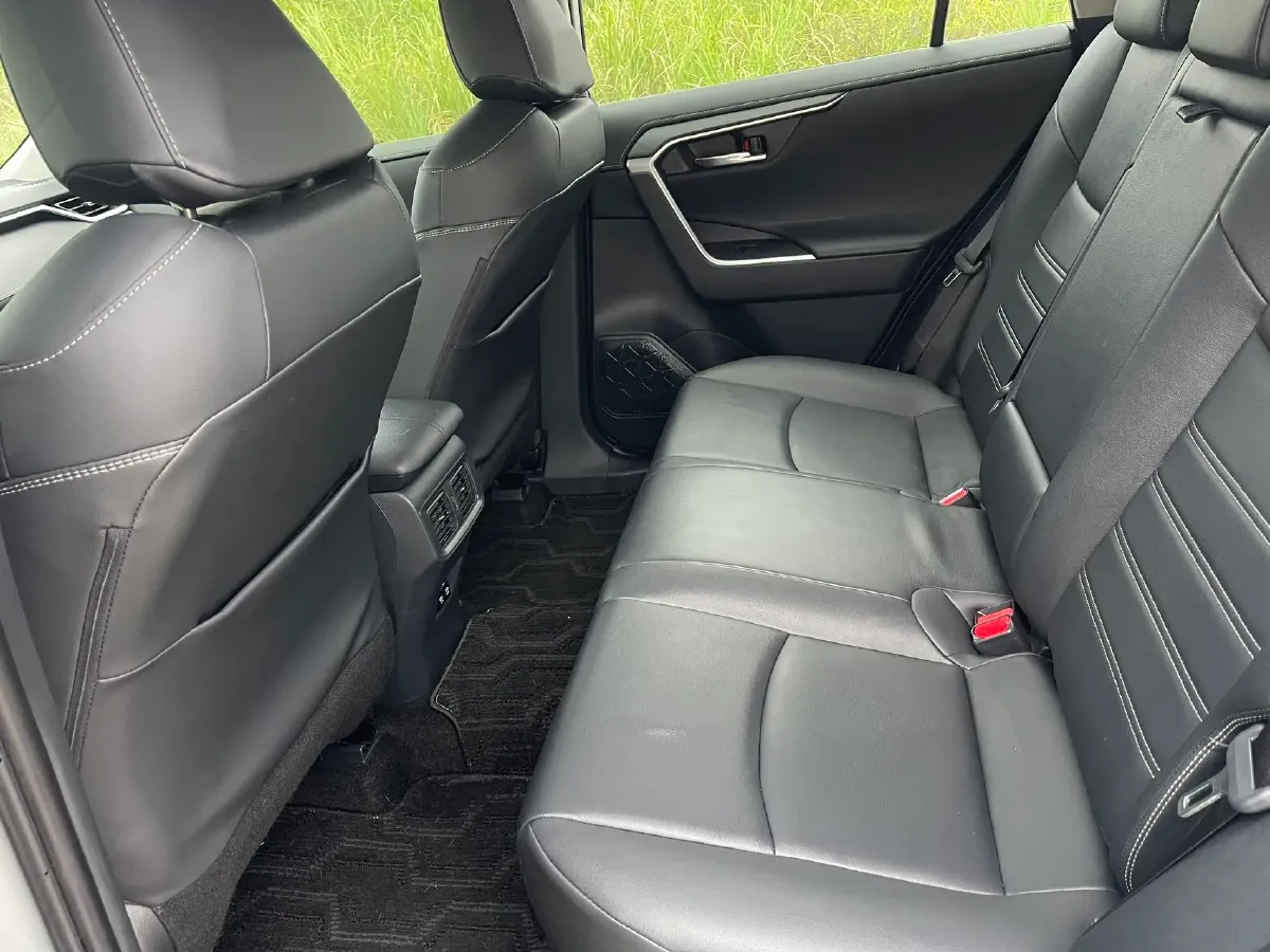 2020 Toyota RAV4 2.0L 171HP L4 CVT,autocango,china used car exporter,china ev exporter,chinese used car exporter,chinese used ev exporter