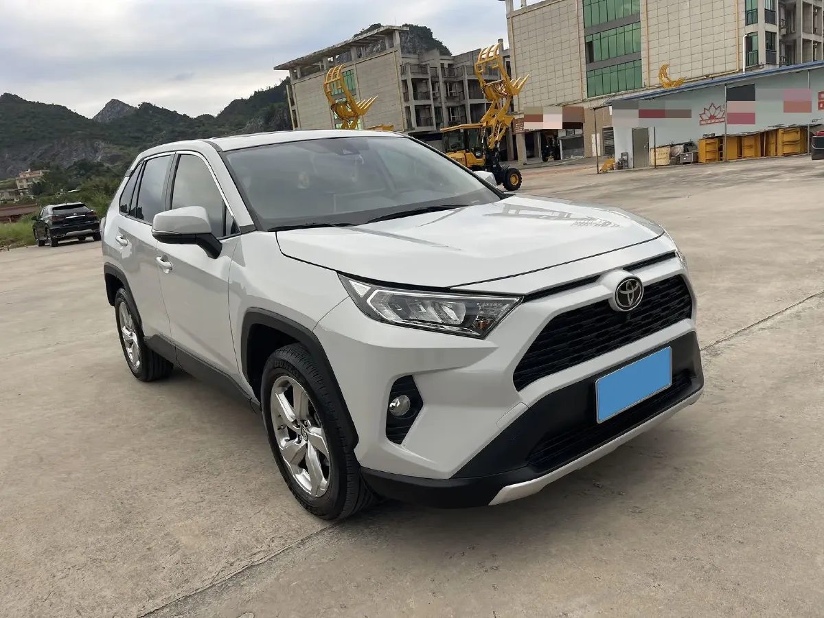 2020 Toyota RAV4 2.0L 171HP L4 CVT,autocango,china used car exporter,china ev exporter,chinese used car exporter,chinese used ev exporter
