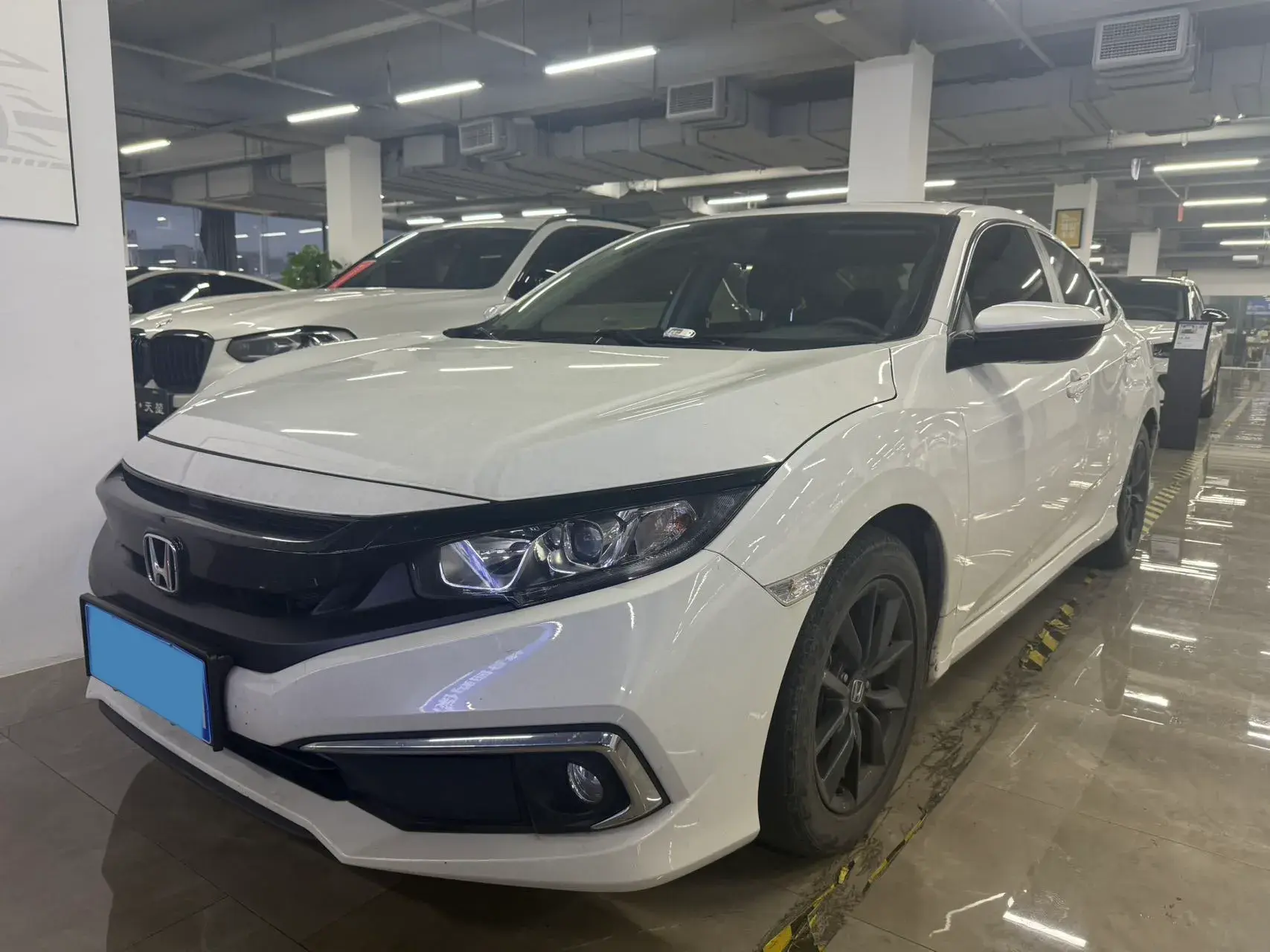 2019 HONDA CIVIC view 1