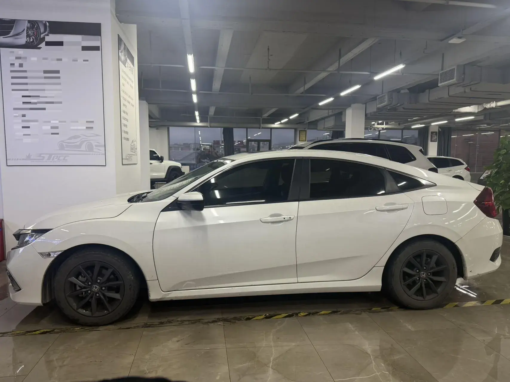 2019 HONDA CIVIC thumbnail 3