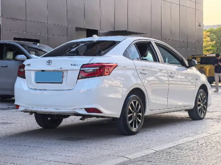 2021 Toyota Vios 1.5L 112HP L4 CVT,autocango,china used car exporter,china ev exporter,chinese used car exporter,chinese used ev exporter