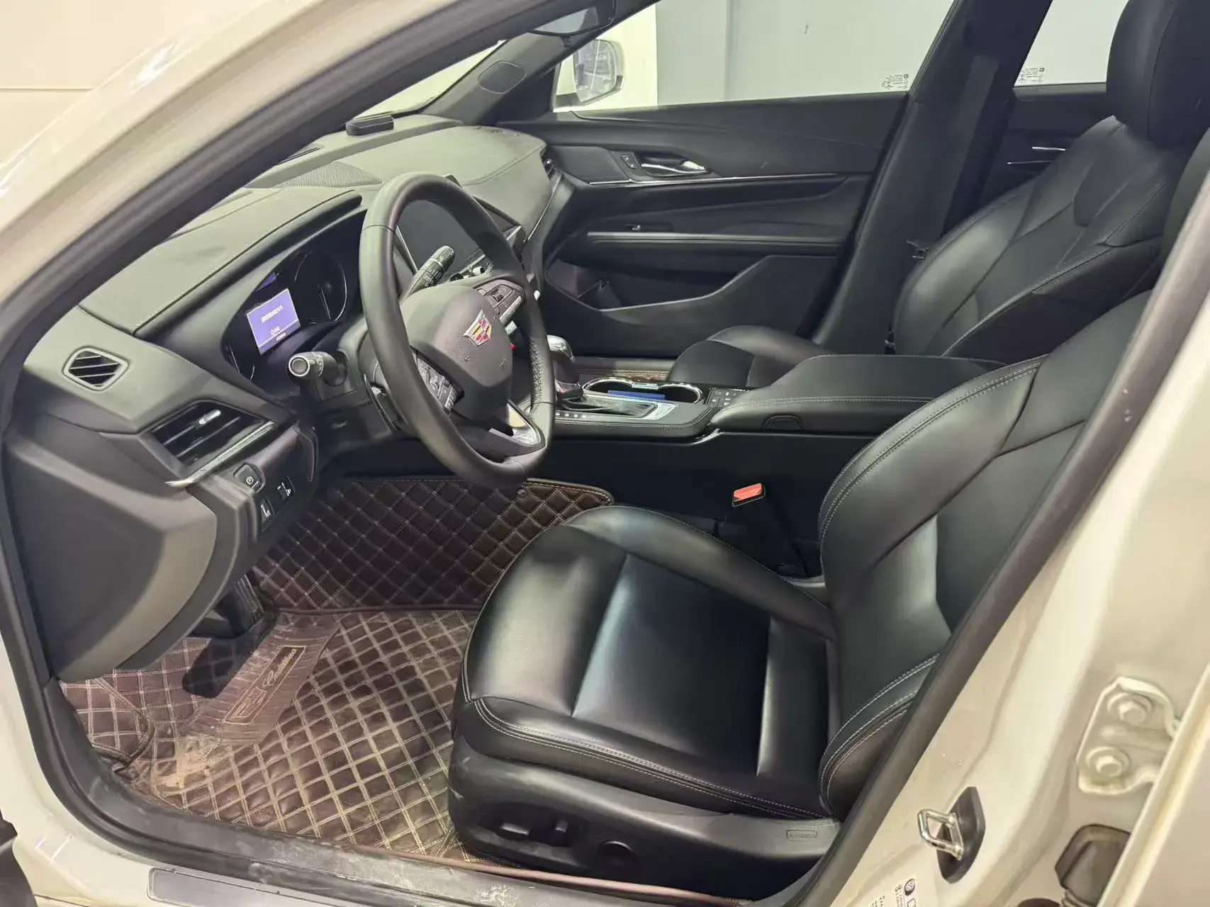 2022 CADILLAC CT4 thumbnail 2