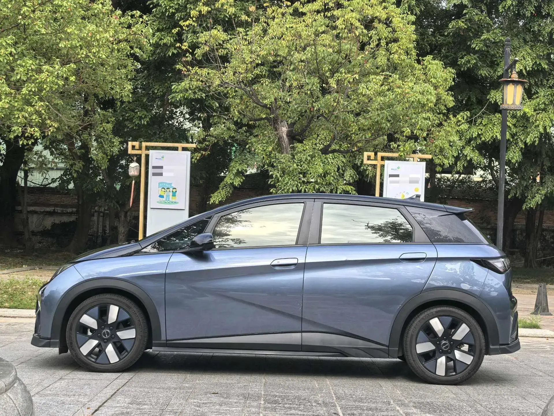 2023 BYD DOLPHIN thumbnail 4