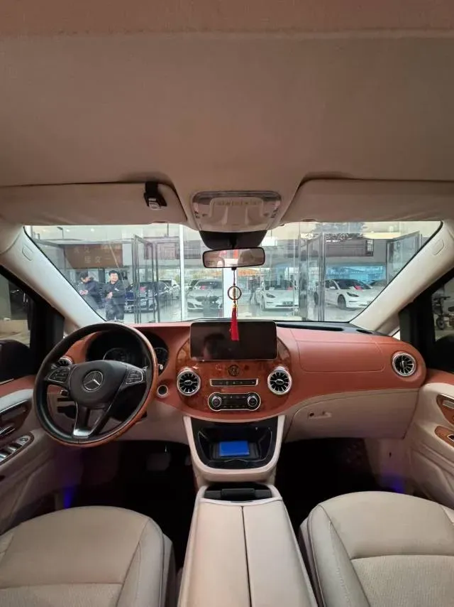 2023 Mercedes-Benz Vito 2.0T 211HP L4 9AT,autocango,china used car exporter,china ev exporter,chinese used car exporter,chinese used ev exporter