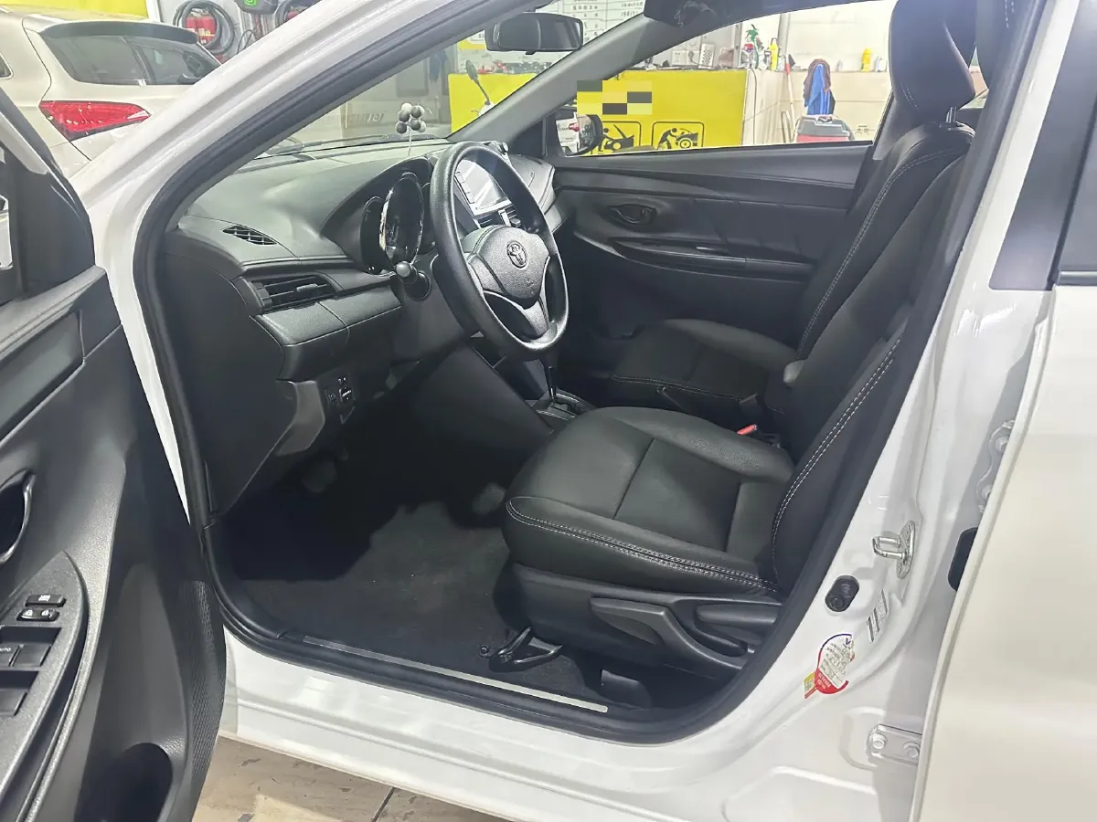 2017 Toyota Yaris L 1.5L 107HP L4 CVT,autocango,china used car exporter,china ev exporter,chinese used car exporter,chinese used ev exporter